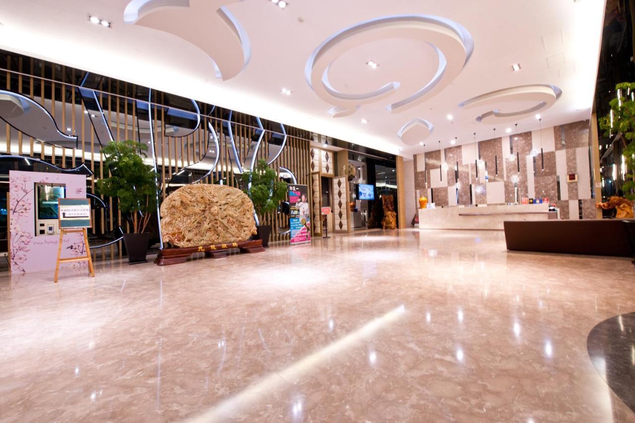 Tsun Huang Hotel Chiayi City Exteriör bild