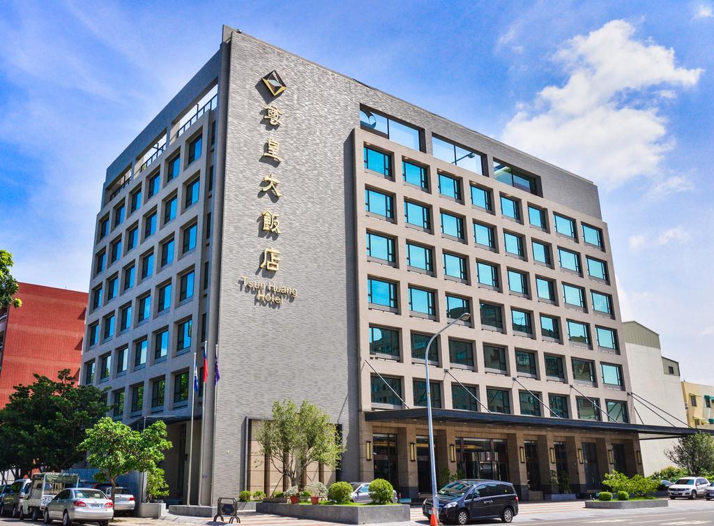 Tsun Huang Hotel Chiayi City Exteriör bild