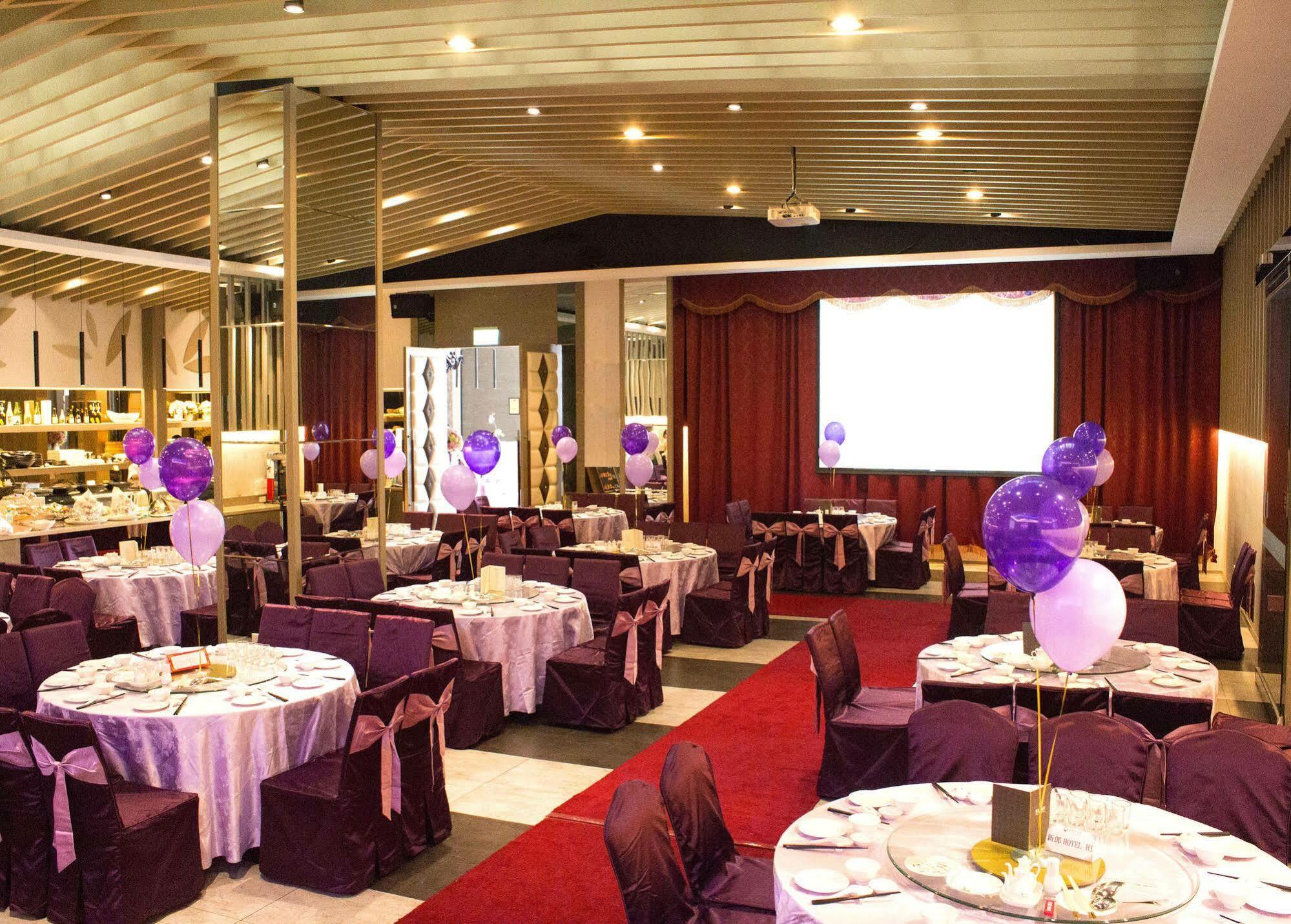 Tsun Huang Hotel Chiayi City Exteriör bild