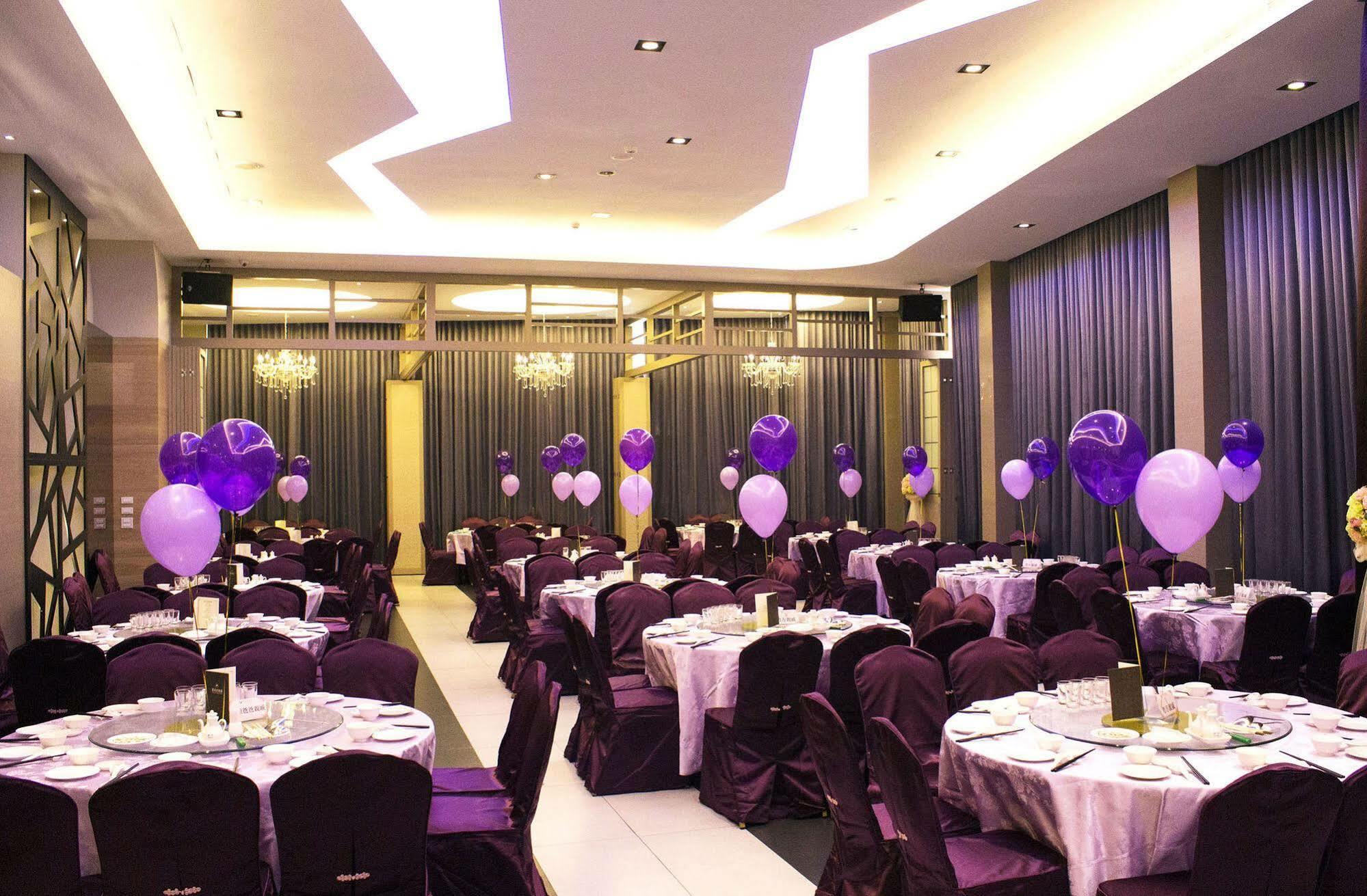 Tsun Huang Hotel Chiayi City Exteriör bild