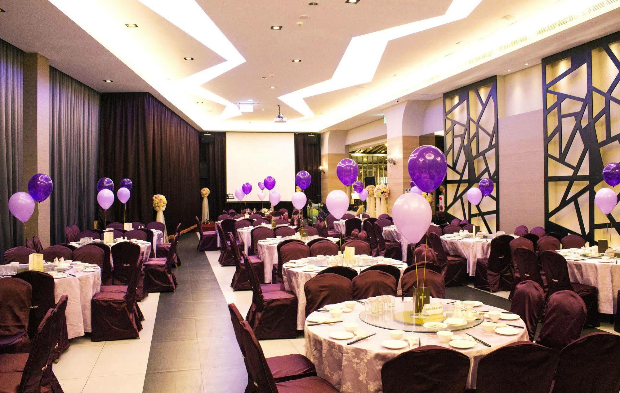 Tsun Huang Hotel Chiayi City Exteriör bild